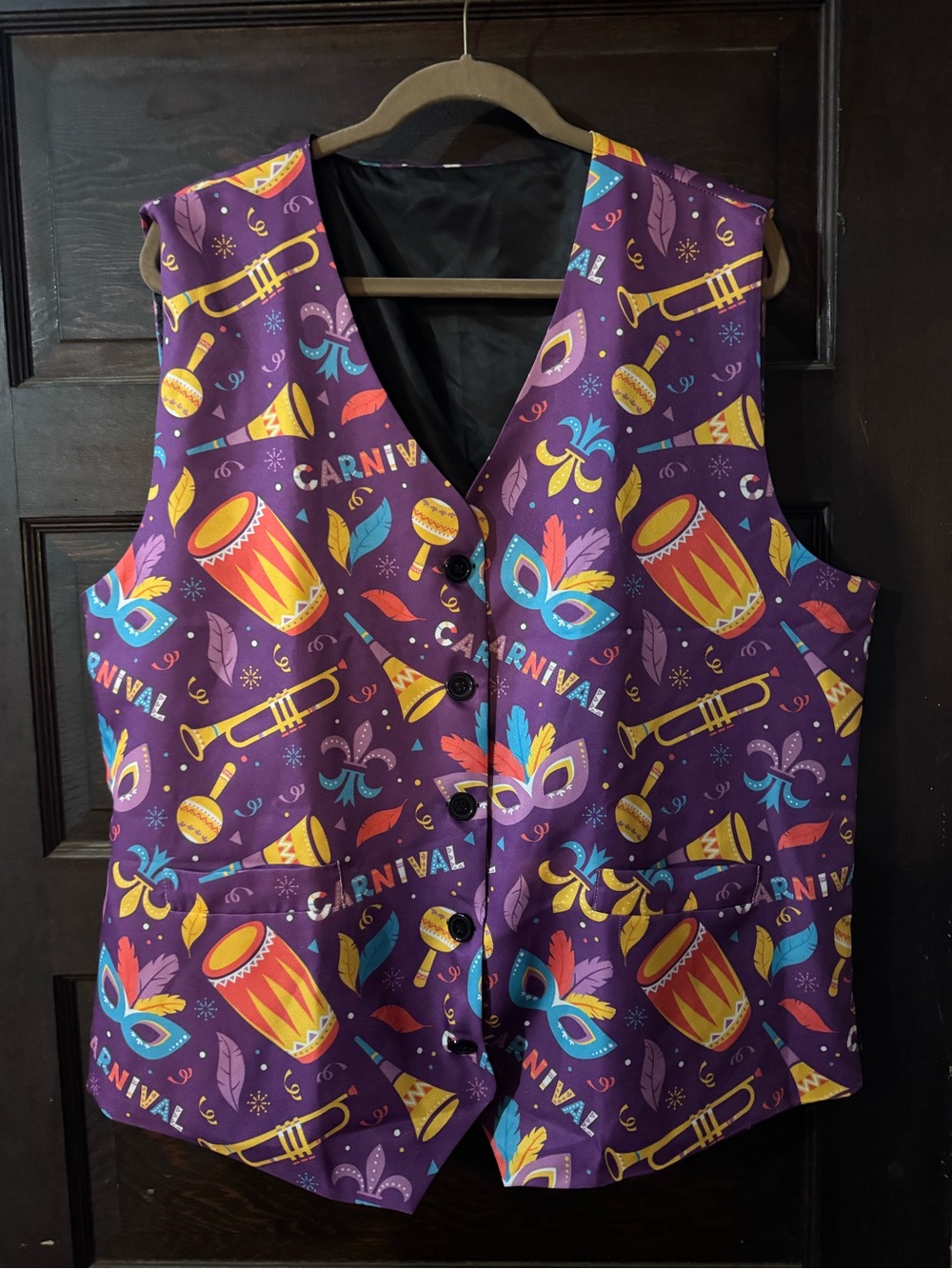 GRAJTCIN Mardi Gras vest Ft A vibrant, carnival theme